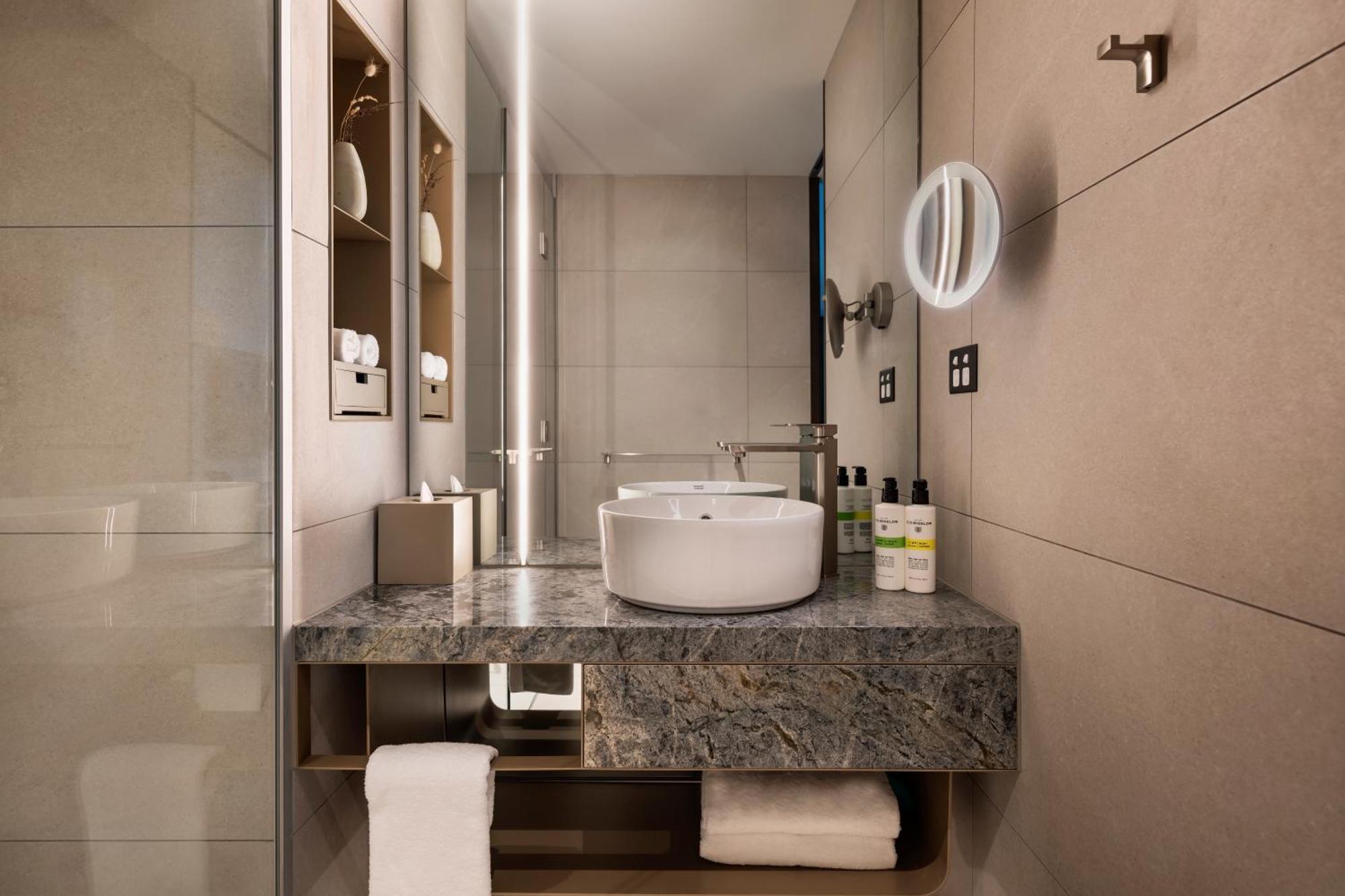 فندق Pullman Auckland Airport المظهر الخارجي الصورة Bathroom