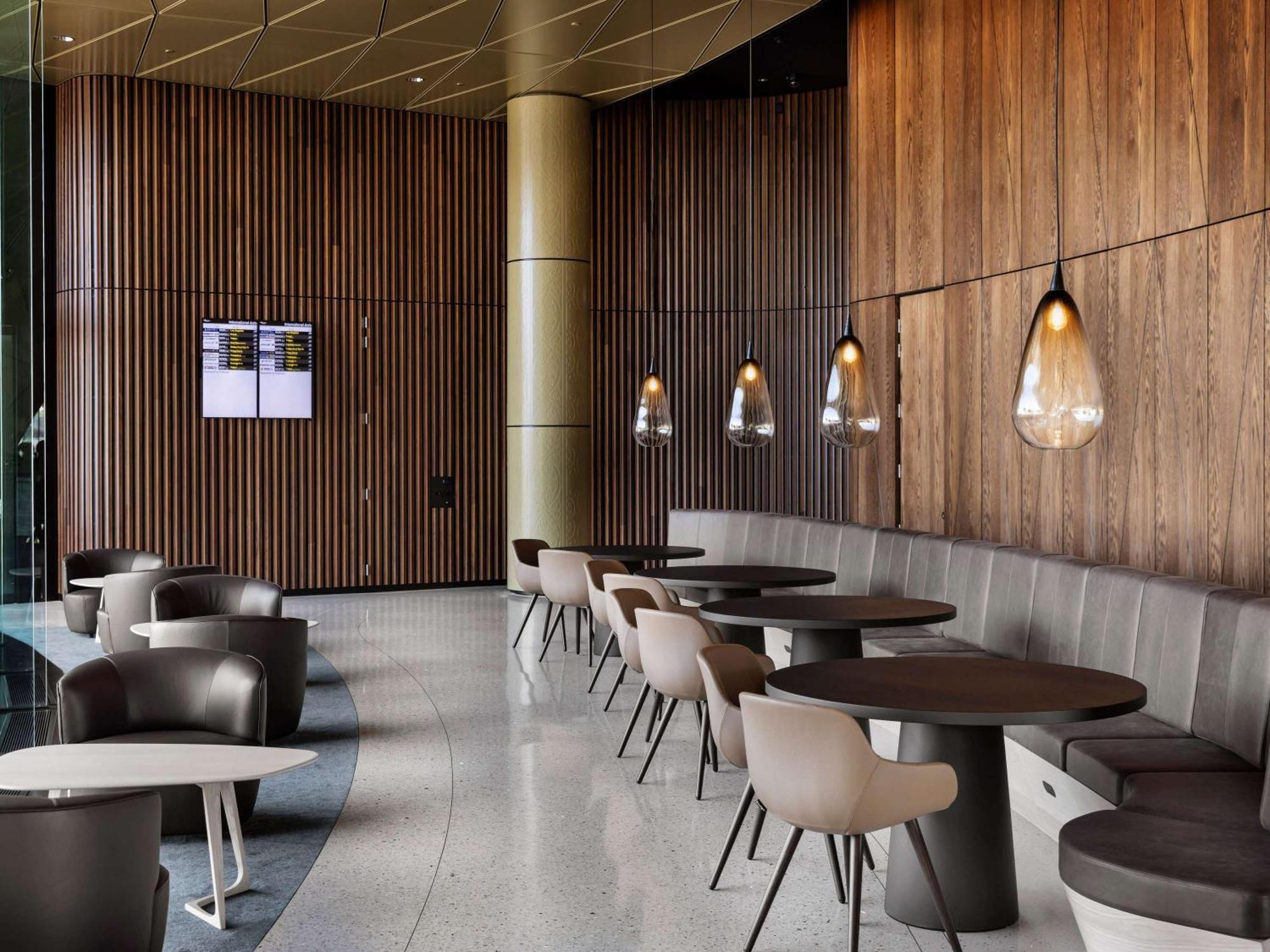 فندق Pullman Auckland Airport المظهر الخارجي الصورة The lounge at London Heathrow Airport
